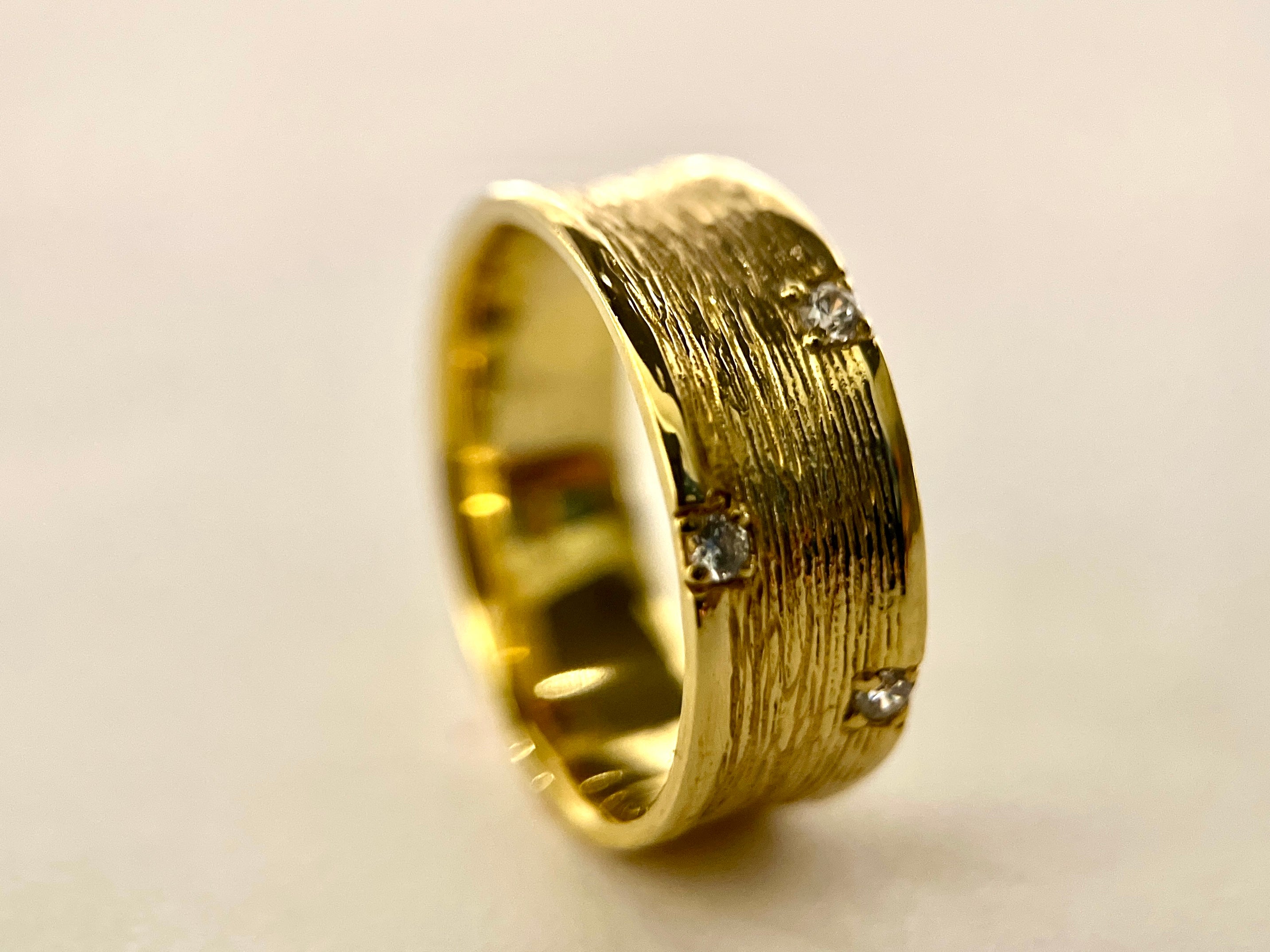 Abby Wedding Ring- Three Diamond Accent with Gold Thread Detailing - 7.5mm