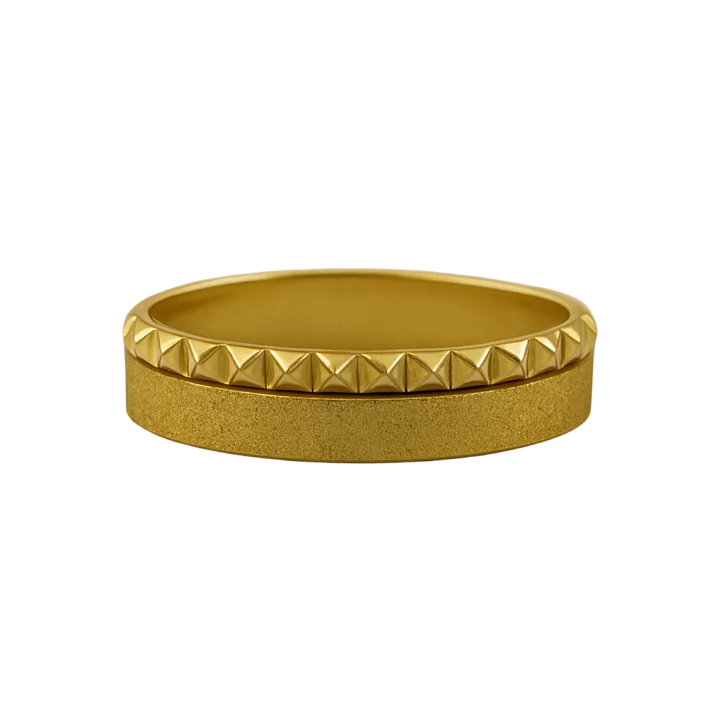 18K Gold Wedding Band with Matte Finish and Pyramid Edge – 6.5mm