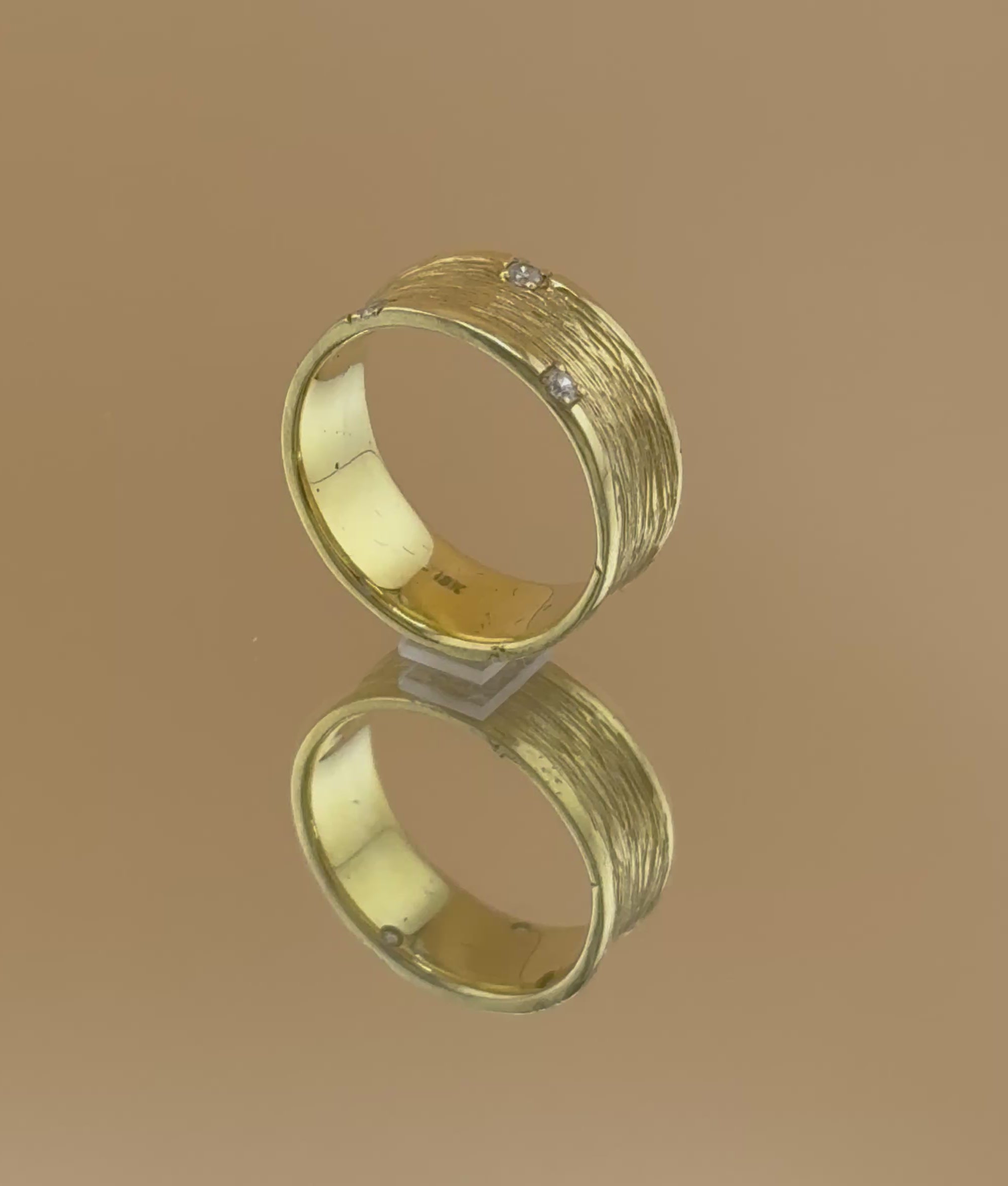 Abby Wedding Ring - Three Diamond Accent with Gold Thread Detailing - 7.5mm